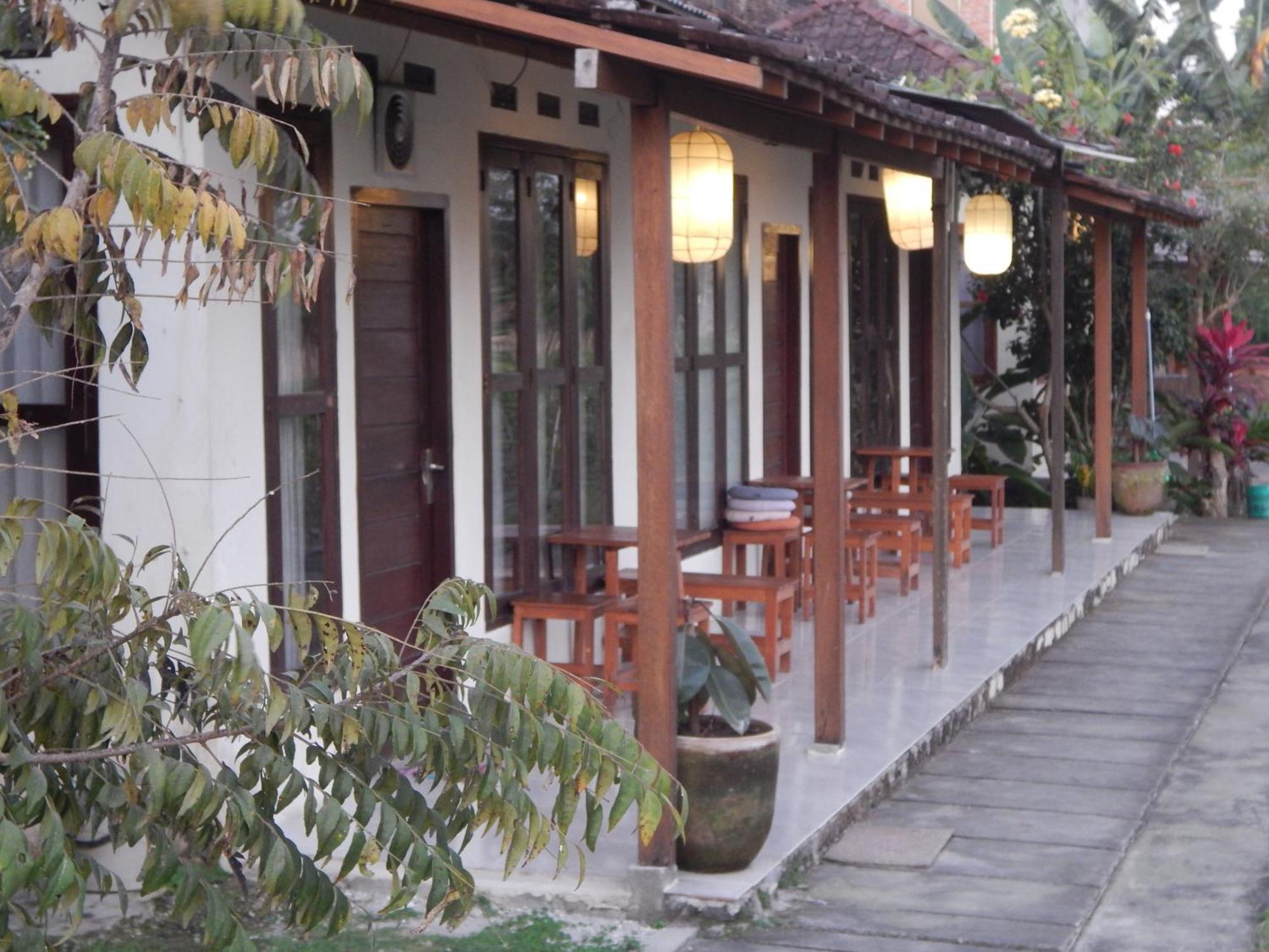 Rosella Cottages - Homestay - Yogyakarta Exterior photo